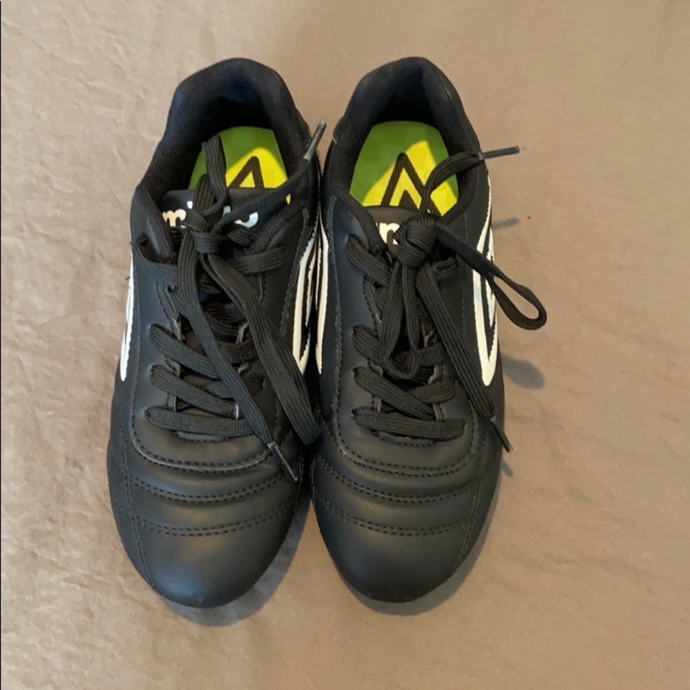 Umbro cleats